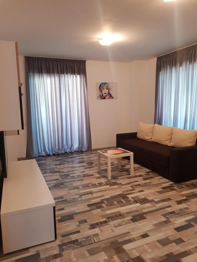 Summerhouse Apartments Mamaia Buitenkant foto