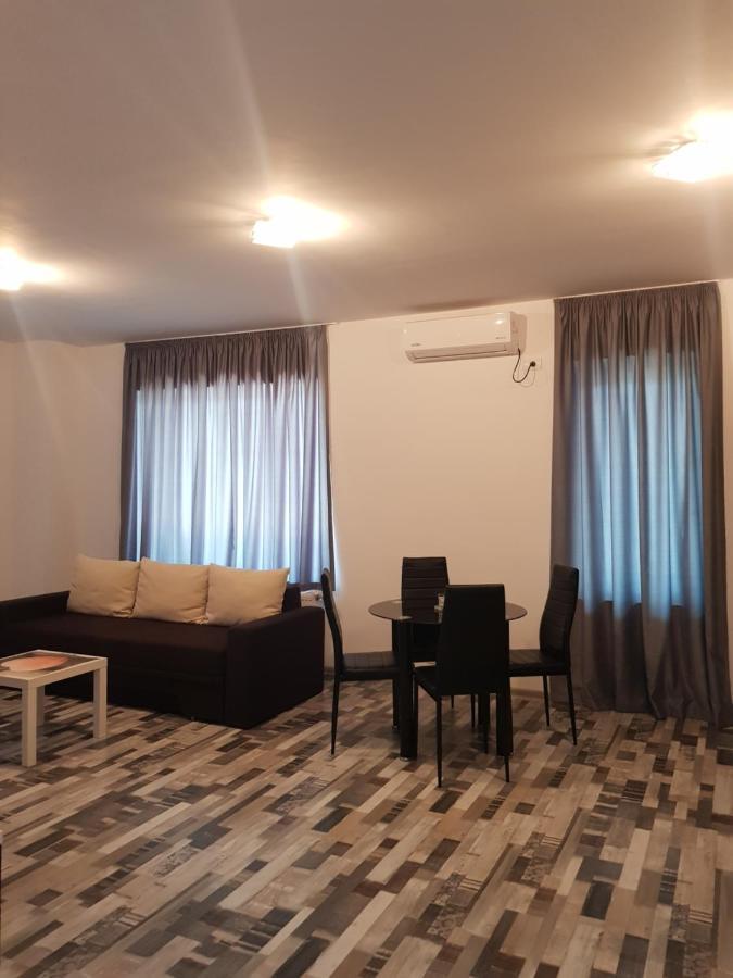 Summerhouse Apartments Mamaia Buitenkant foto