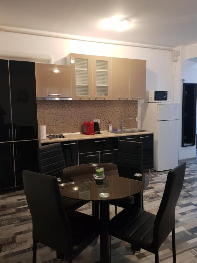 Summerhouse Apartments Mamaia Buitenkant foto