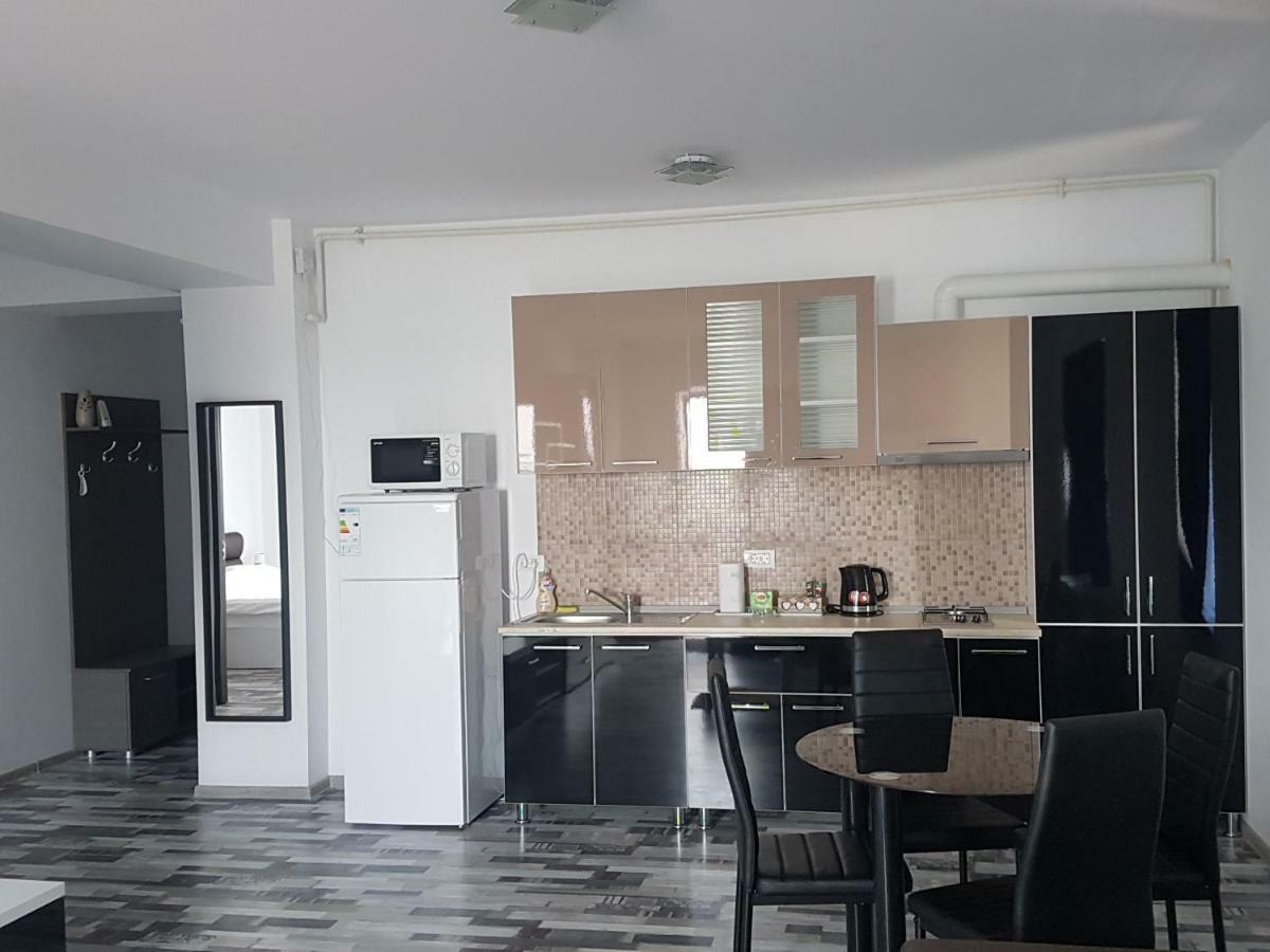 Summerhouse Apartments Mamaia Buitenkant foto