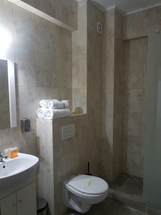 Summerhouse Apartments Mamaia Buitenkant foto